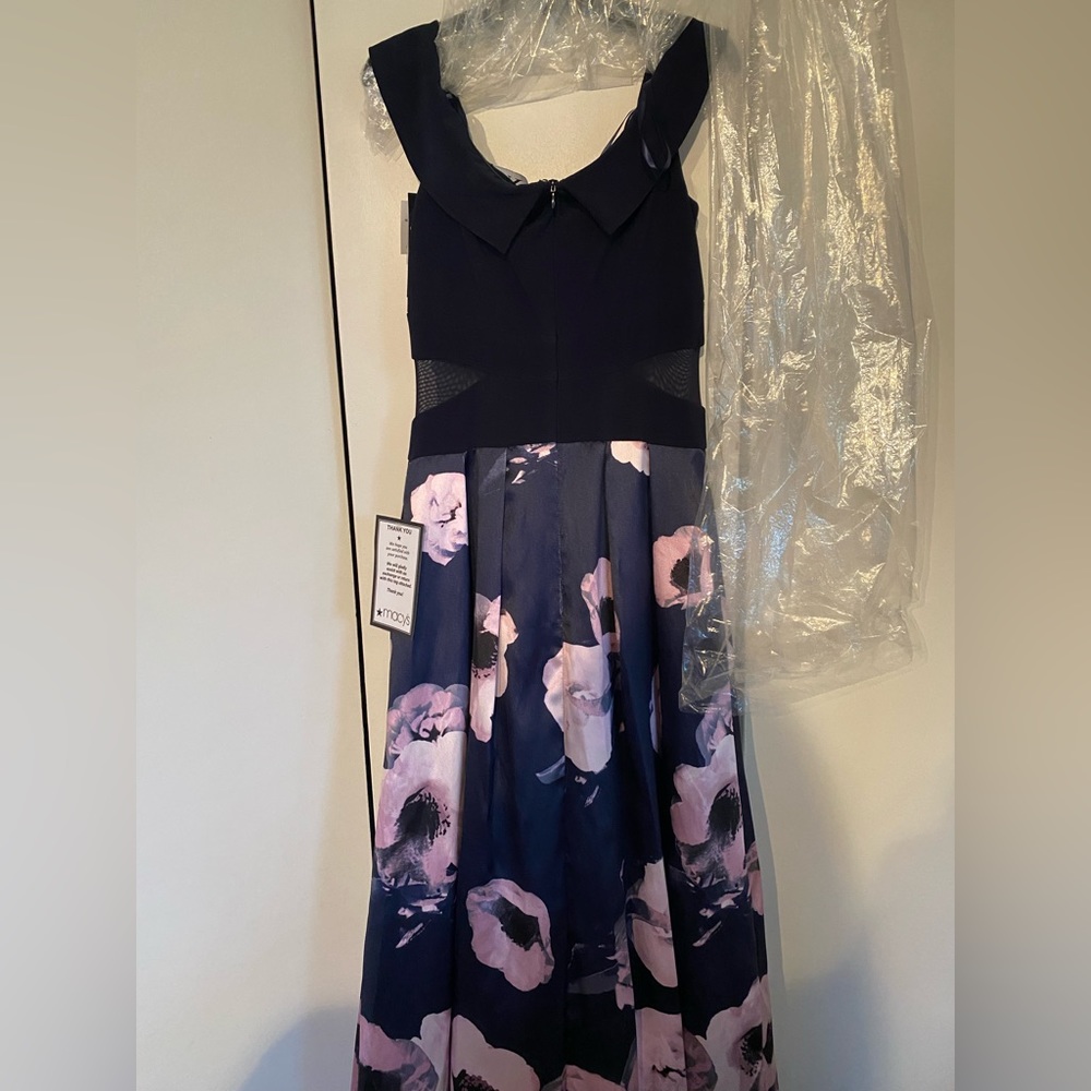 XSCAPE Off-The-Shoulder Floral-Print Floor Length Gown Size 4 Color Navy Floral - Picture 10 of 14